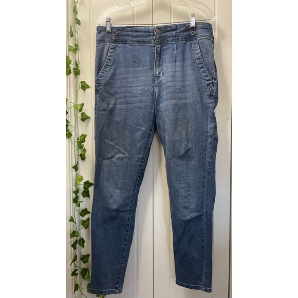 Poured in Blue Womans Denim Jeans Size 10 - Picture 1 of 8
